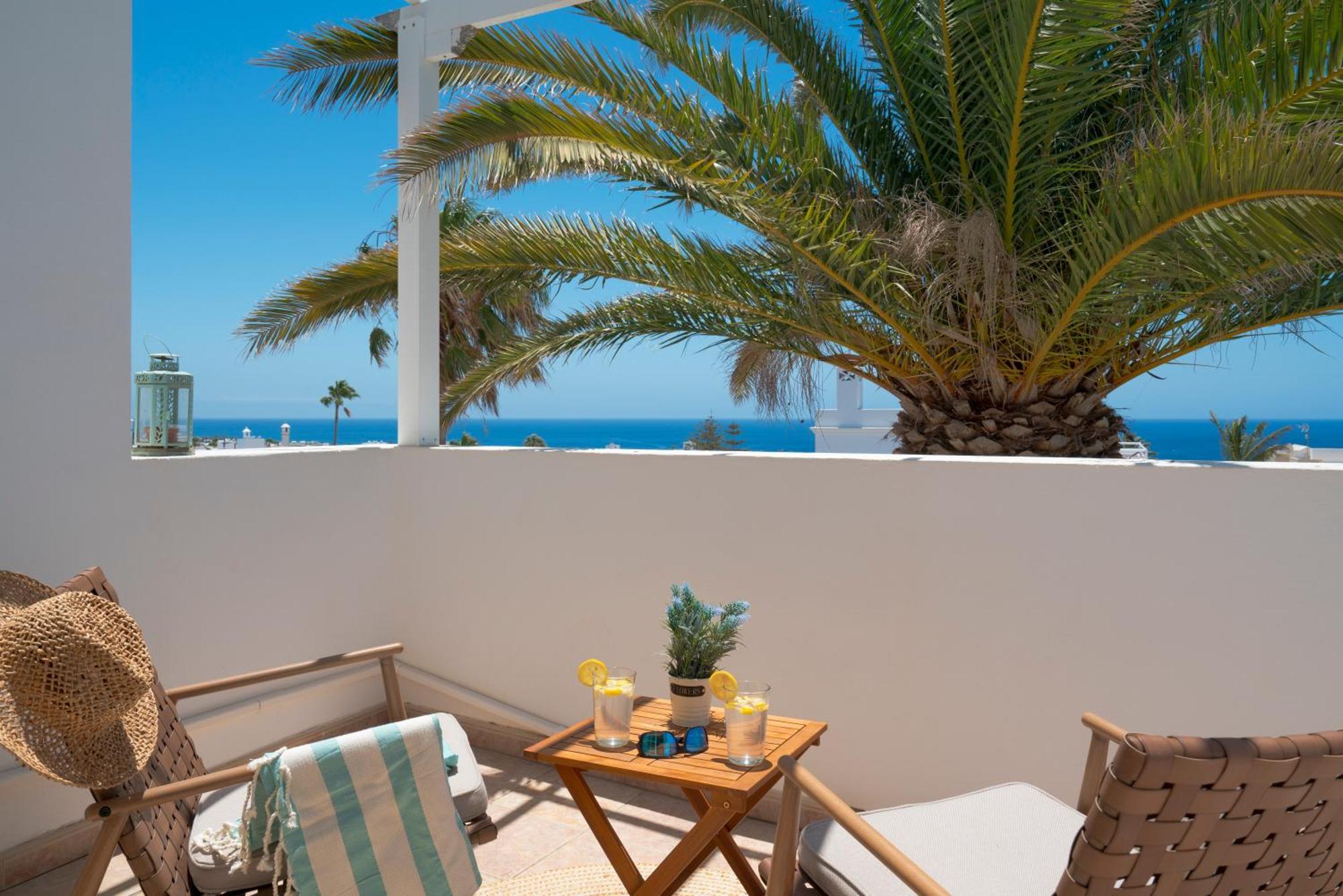Villa Charlana Puerto del Carmen  Exteriör bild