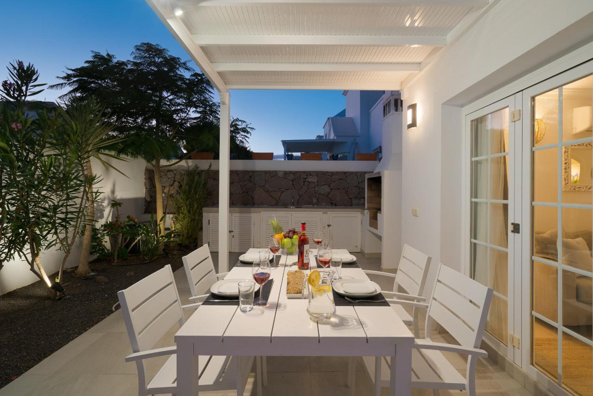 Villa Charlana Puerto del Carmen  Exteriör bild